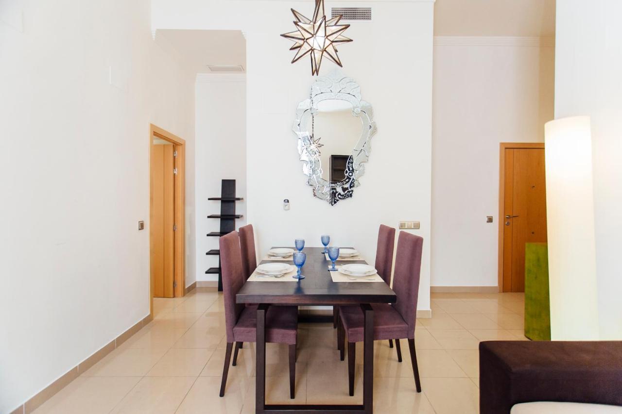 Bright And Central- 2Bd 1Bth- Malhara Sevilla Kültér fotó