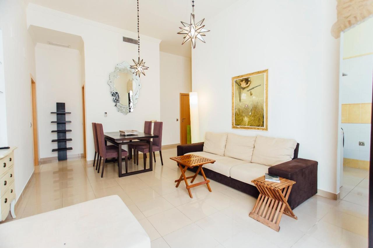 Bright And Central- 2Bd 1Bth- Malhara Sevilla Kültér fotó