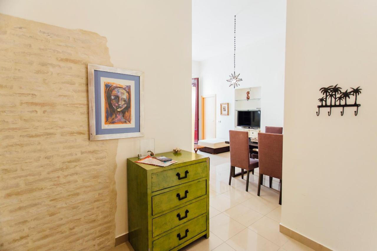 Bright And Central- 2Bd 1Bth- Malhara Sevilla Kültér fotó