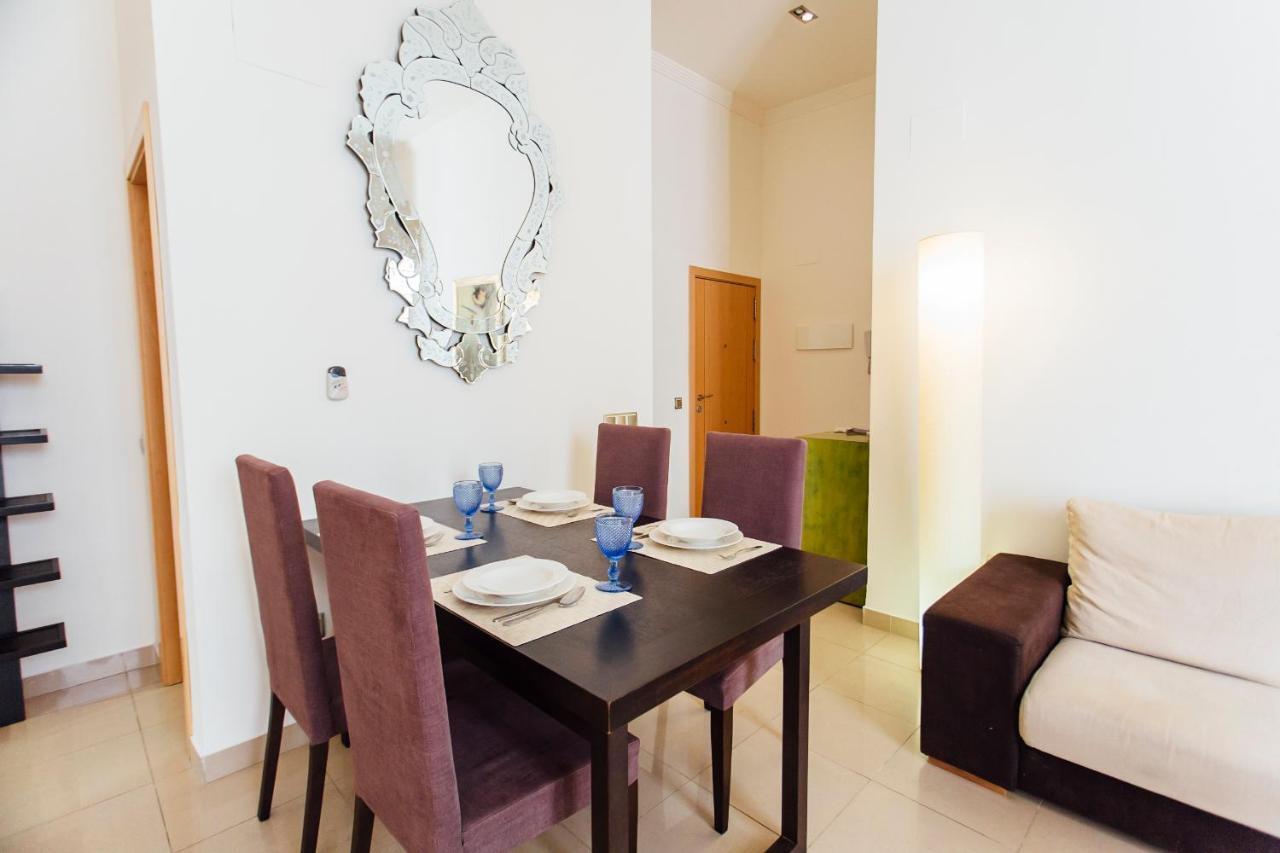 Bright And Central- 2Bd 1Bth- Malhara Sevilla Kültér fotó